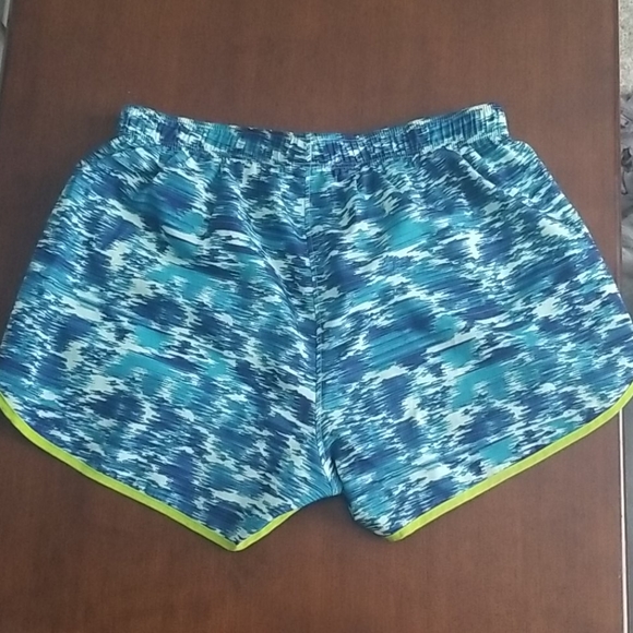 New Balance Running Shorts - Picture 3 of 3
